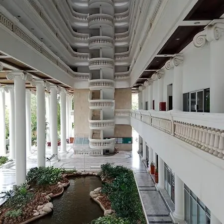 Private Spacious Pool And Panoramic Seaview From Balconies, 3 Bedroom In