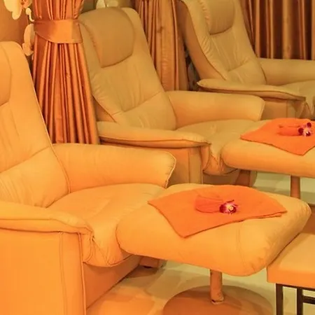 Hotel Oyo 146 Rivana Boutique By Sandara 3*