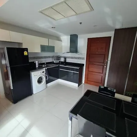 Apartment The Axis Pattaya