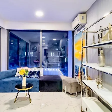 Villa Palm Spring 豪华四卧泳池别墅 Pattaya