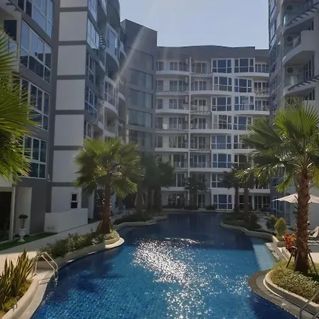 Apartment Grand Avenue Pattaya