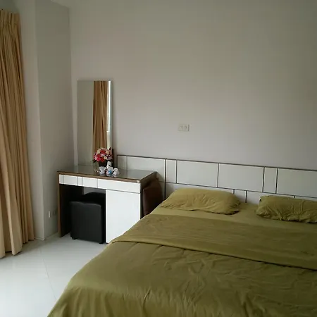 To Diamond Suites Condo By Rt Pattaya