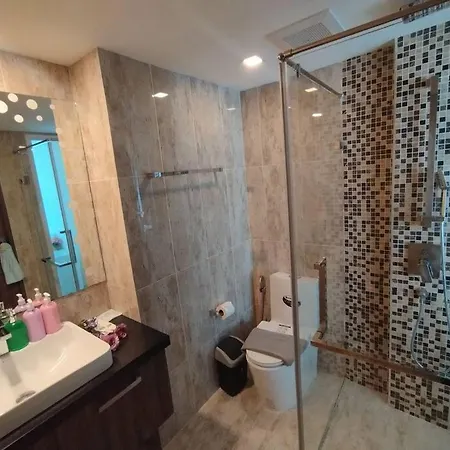 Apartment Grand Avenue Pattaya