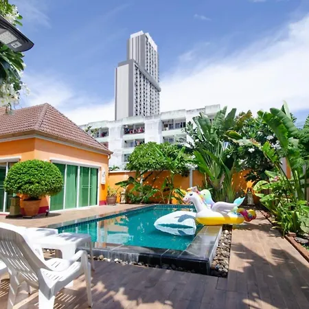 Rosewood Pool 1 * Pattaya