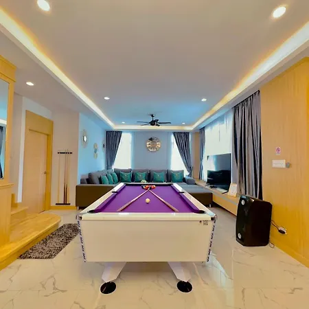 Rosewood Pool 3 Hotel Pattaya