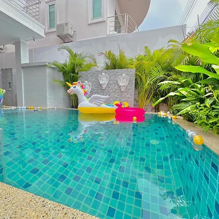 Rosewood Pool 3 Hotel Pattaya