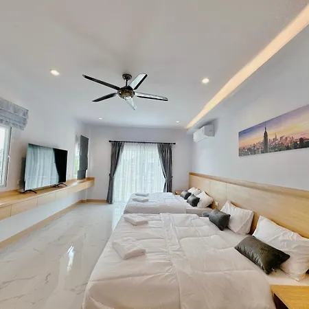 Hotel Rosewood Pool 3 3*
