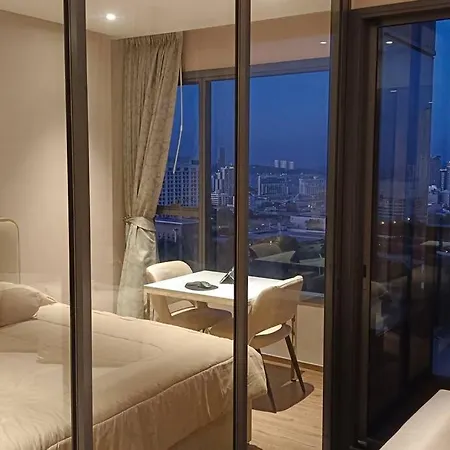 Once #16 Apartment *