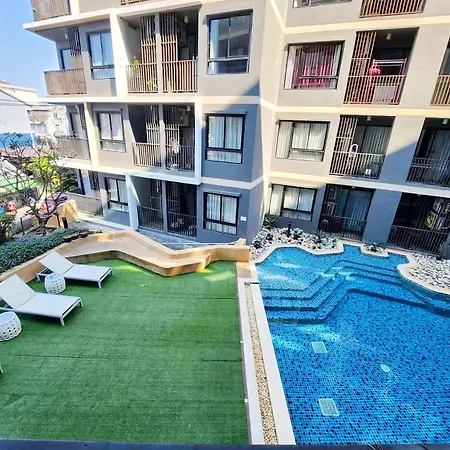 Apartment The Urban In Pattaya