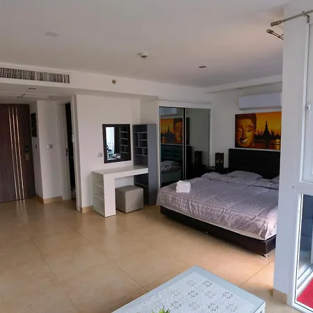 Cozy Centara Downtown *
