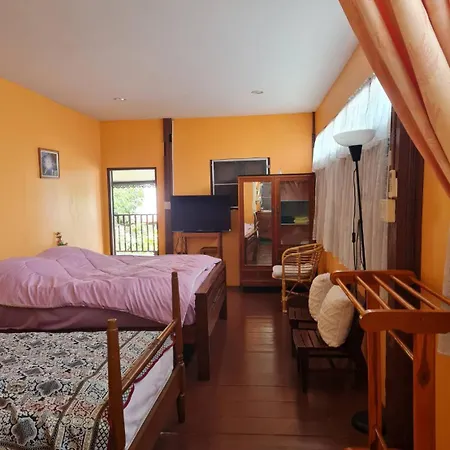 Homestay Lamour ละเมอ *