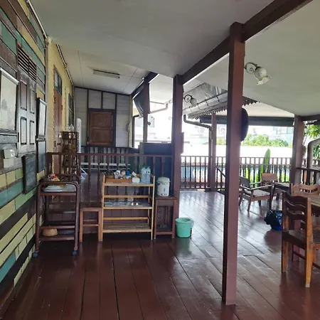 Homestay Lamour ละเมอ Pattaya