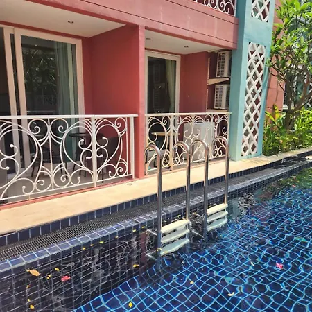 Apartment Bee & Pum Building C 106s Pattaya