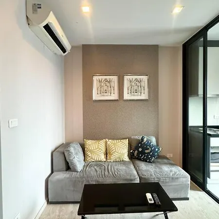 Sea View, The Base * Pattaya