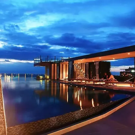 Sea View, The Base *