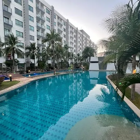 秘狗公寓arcadia C728 * Pattaya