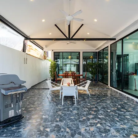 Villa Luxury Pool Center C5 - 5 Bedroom