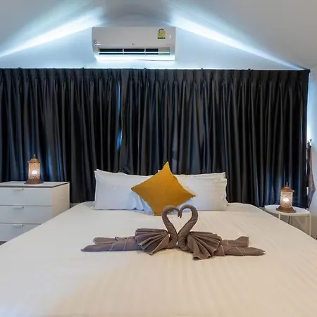 Villa Luxury Pool Center C5 - 5 Bedroom *