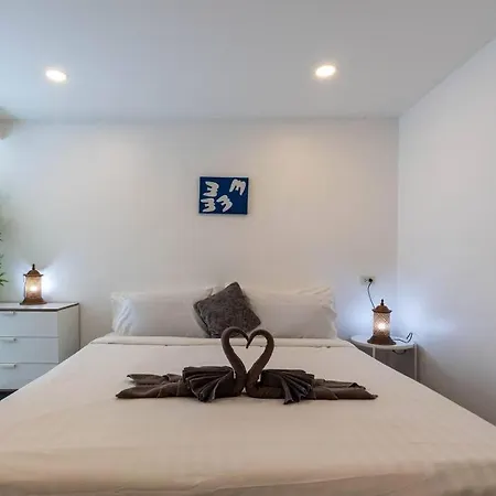 Luxury Pool Center C5 - 5 Bedroom Villa