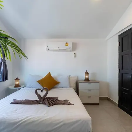 Luxury Pool Center C5 - 5 Bedroom