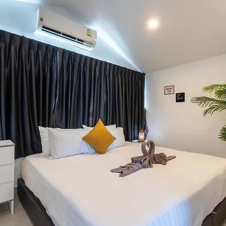 Luxury Pool Center C5 - 5 Bedroom Pattaya