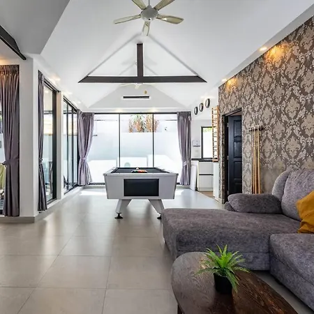 Luxury Pool Center C5 - 5 Bedroom Villa
