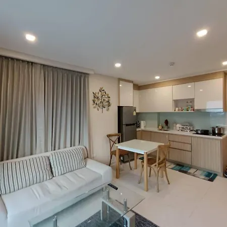 Tropicana Wongamat By Etaji Apartment