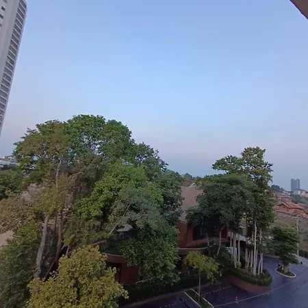 Tropicana Wongamat By Etaji Apartment Pattaya