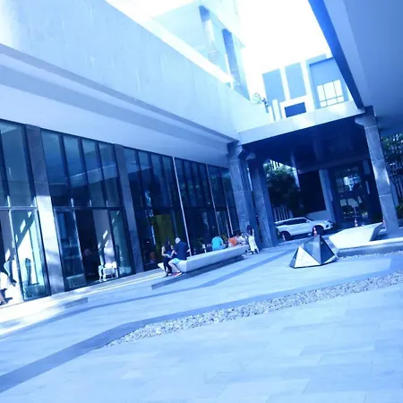 Hotel The Base Pattaya