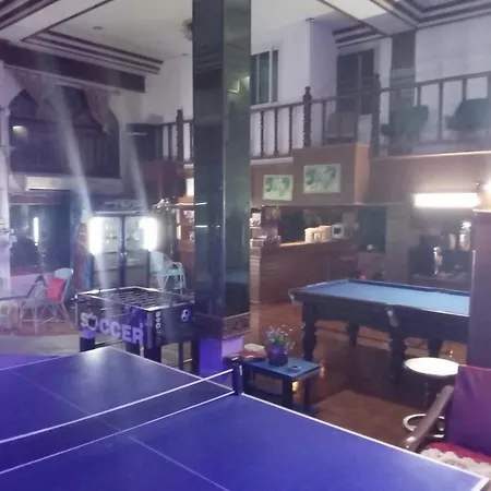 Ben & Lek Guest house 3*