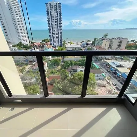 Apartment Phramnak Cosy With Seaview In The Panora *