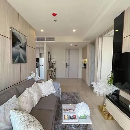 Apartment Phramnak Cosy With Seaview In The Panora *