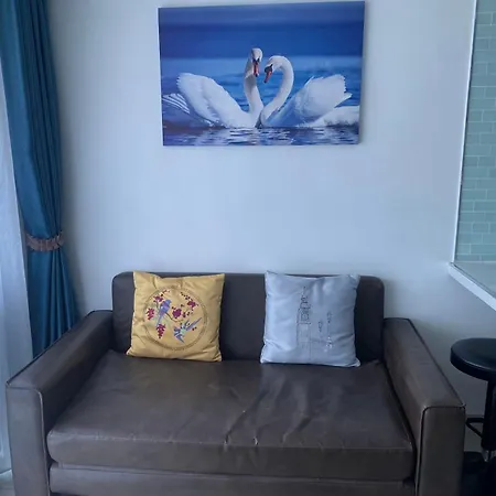 Grand Avenue 2bedr 2bathr 38and38 Sqm 2rooms Together Poor View Or City View *