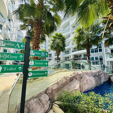 Grand Avenue 2bedr 2bathr 38and38 Sqm 2rooms Together Poor View Or City View *