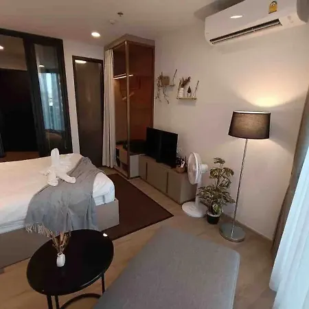 Apartment Downtown Chic Rooftop Pool #es898 Pattaya