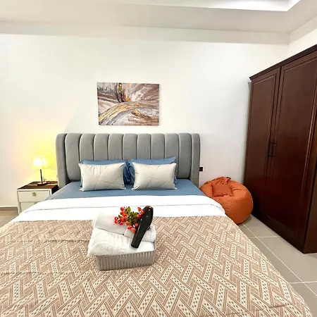 Cityhouse-roses,private Pool With Jacuzzi,near Walking Street Villa