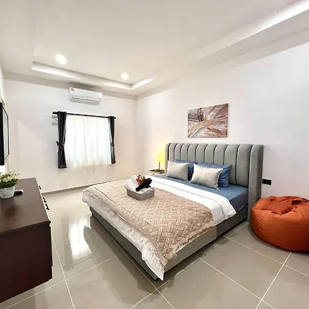 Cityhouse-roses,private Pool With Jacuzzi,near Walking Street Villa