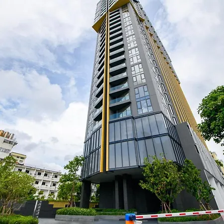 Edge # Utrip Apartment