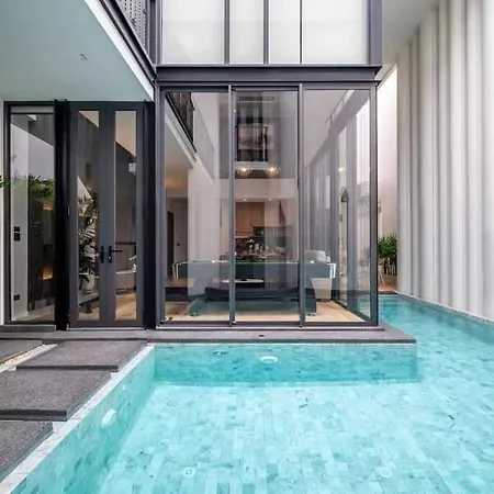 Villa Moon 5-bedroom Luxury Pool