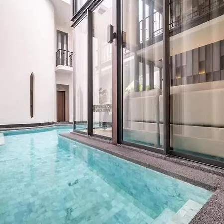 Moon 5-bedroom Luxury Pool *