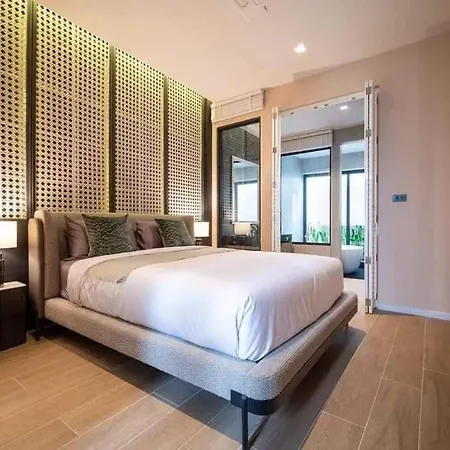 Moon 5-bedroom Luxury Pool Villa