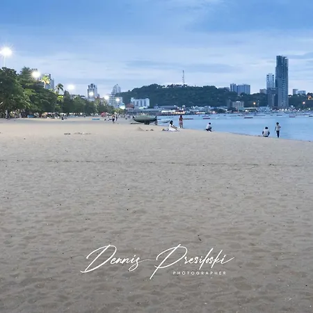Edge Seaview * Pattaya