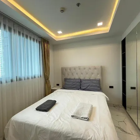 Arcadia Millennium Tower Apartment Pattaya