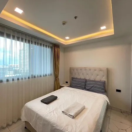 Apartment Arcadia Millennium Tower *