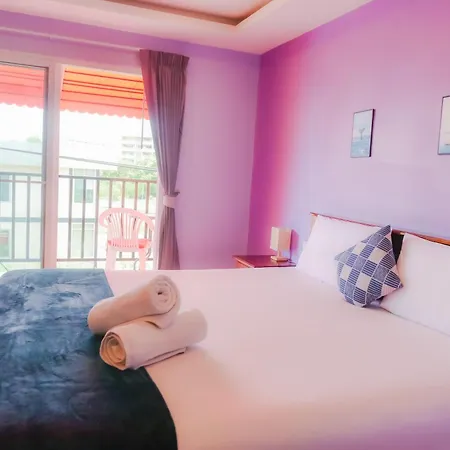 Patamnak Beach Aparthotel Pattaya