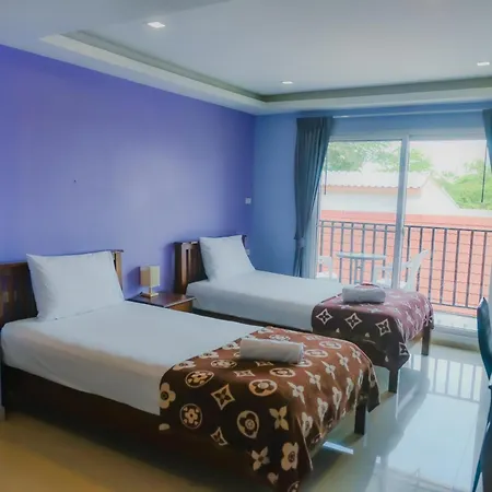 Aparthotel Patamnak Beach *