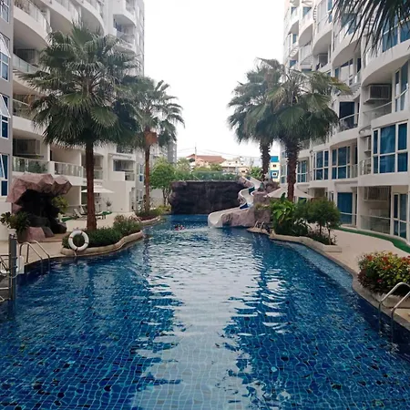 Grand Avenue By Ellie Apartment *
