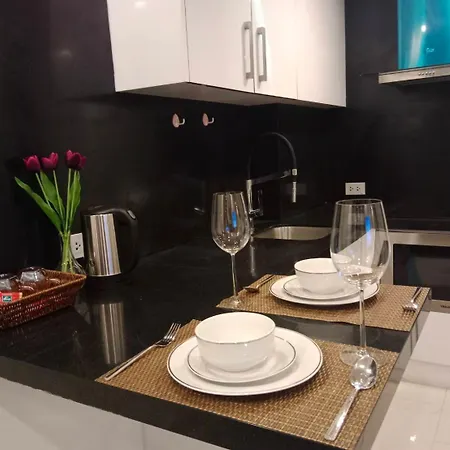 Apartment Grand Avenue By Ellie *