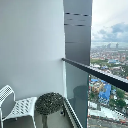Arcadia Millennium Apartment