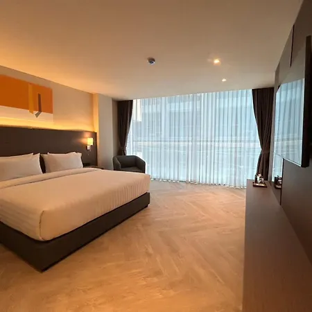 Hotel The One Cozy Living 4*